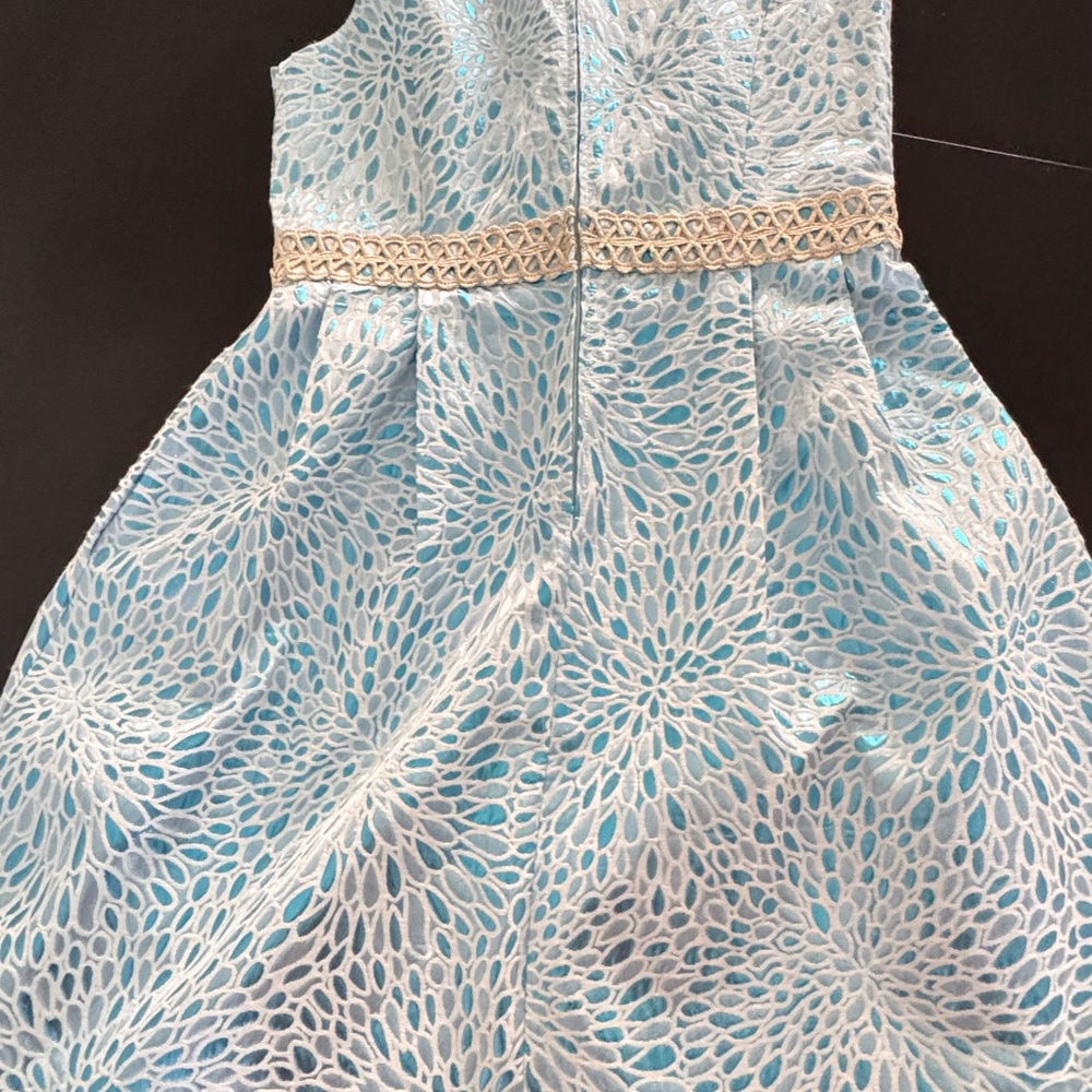 Lilly Pulitzer NWT Franci Dress Bermuda Blue Lagoon
Size 8🦄 - Picture 4 of 12